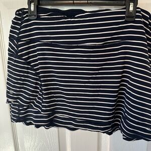 Athleta Navy & White Striped Skort - xl- built in shorts